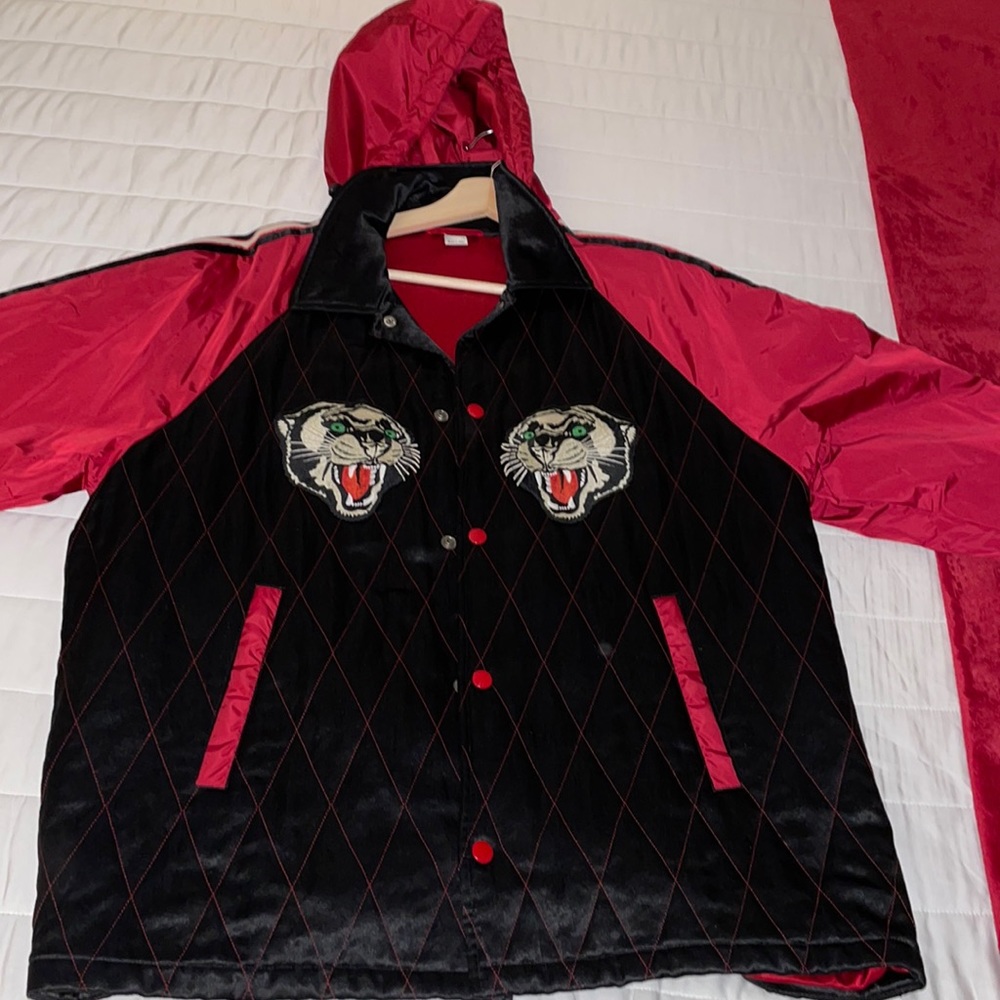 NWOT gucci men bomber jacket (tiger patch)